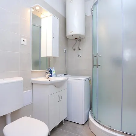 شقة With Wifi - 16079